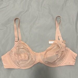 SKIMS No-show Unlined Demi Bra 36D